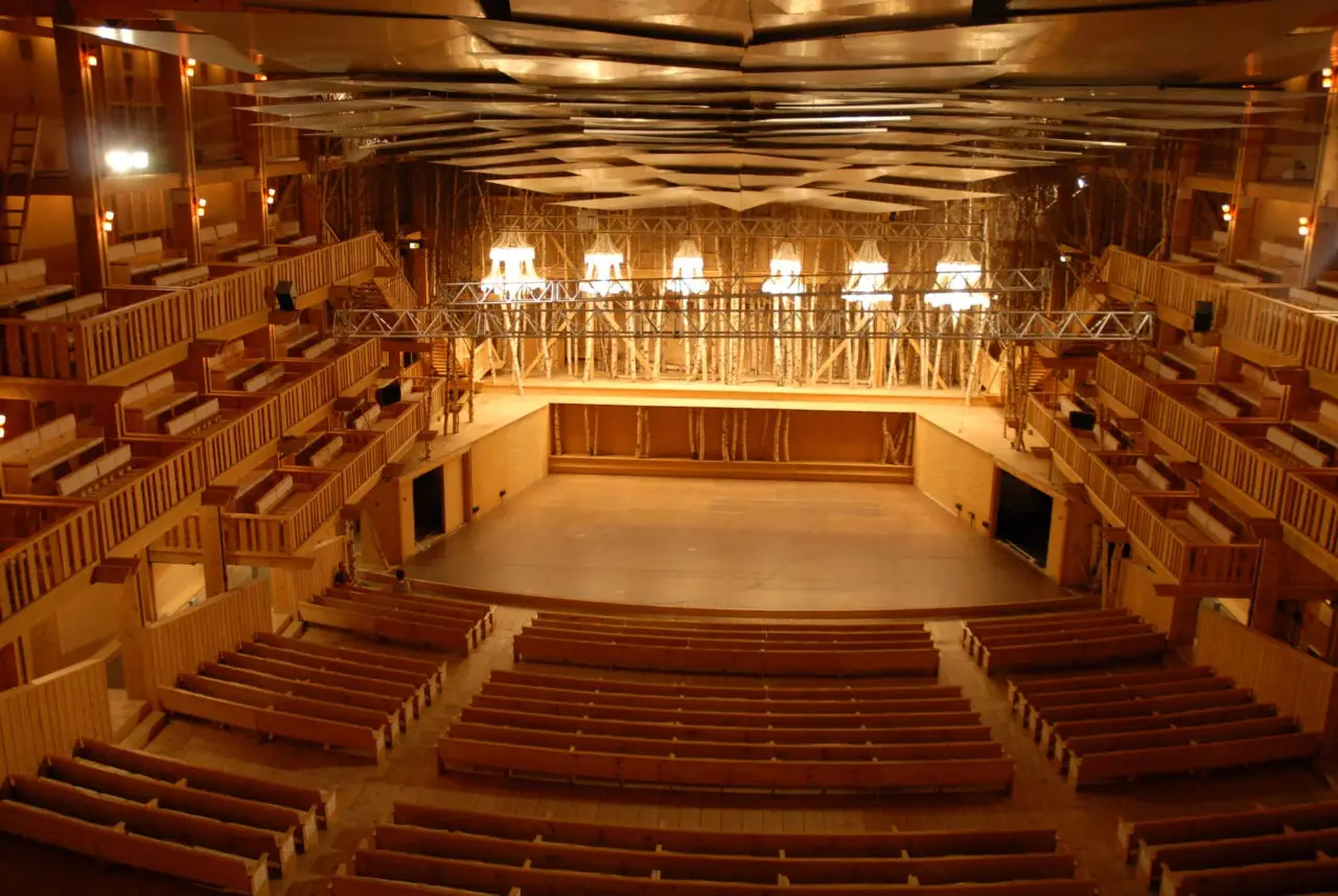 Salle d'Opéra - La Grange au Lac